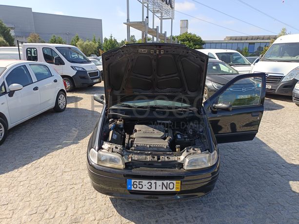 Fiat Punto 1.2 16V · Ano 1999