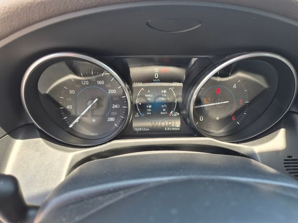 Jaguar XF II 2.0d · Ano 2016