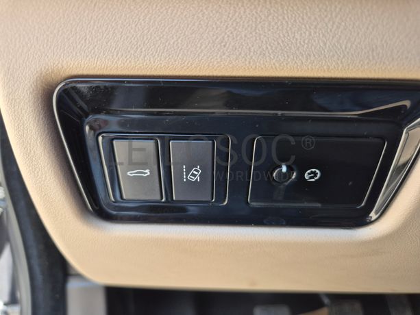 Jaguar XF II 2.0d · Ano 2016