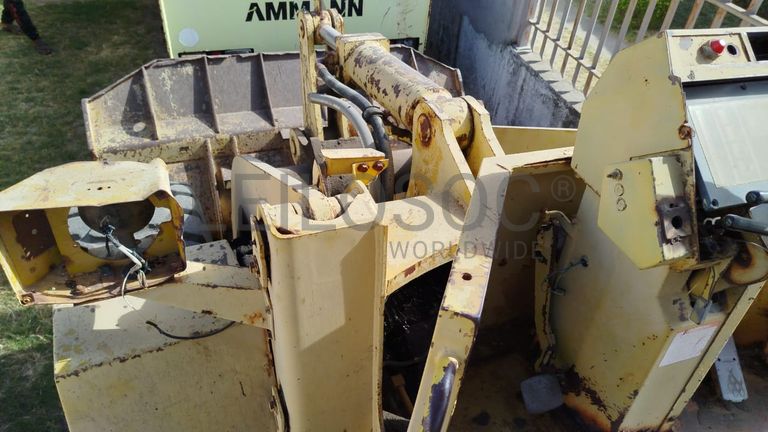 Pá Carregadeira Komatsu WA250-1