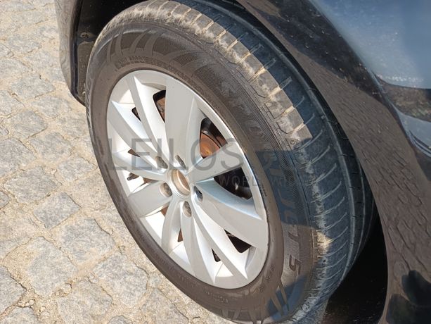 Volkswagen Passat · Ano 2012