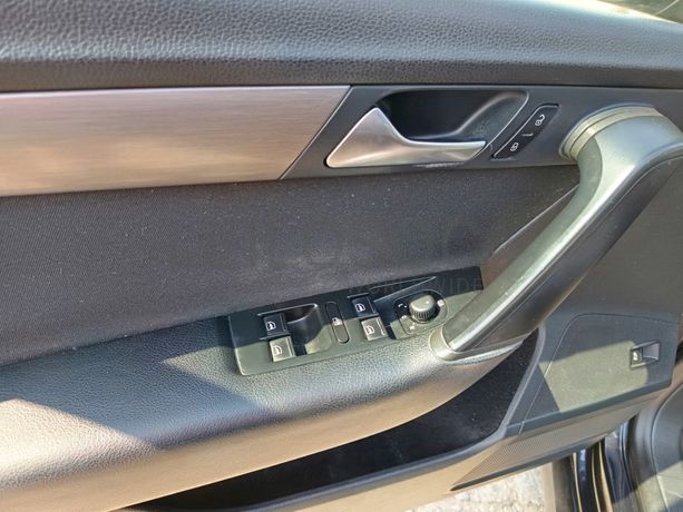 Volkswagen Passat · Ano 2012