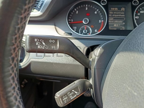 Volkswagen Passat · Ano 2012