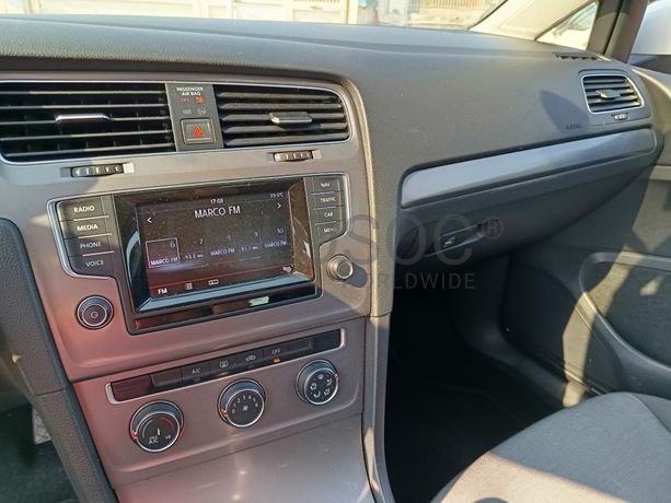 Volkswagen Golf · Ano 2013