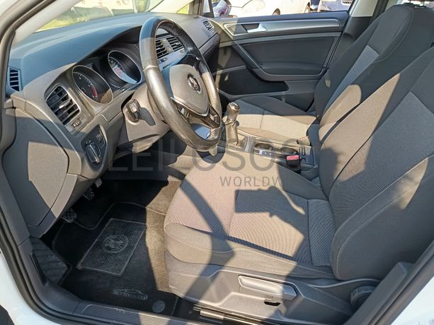 Volkswagen Golf · Ano 2013