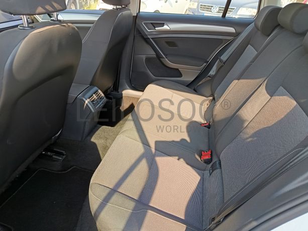Volkswagen Golf · Ano 2013
