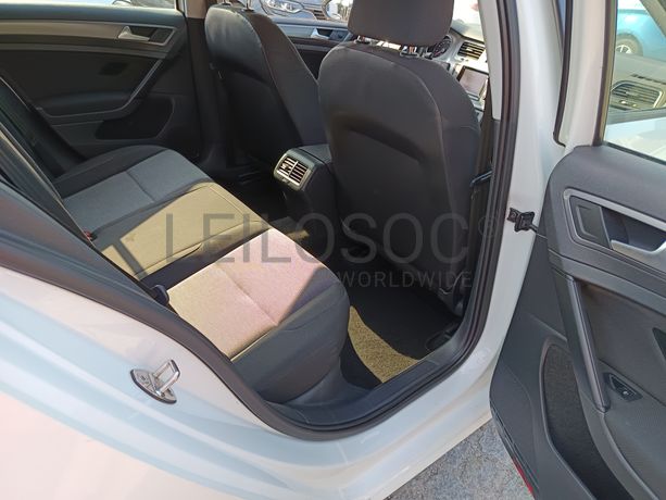 Volkswagen Golf · Ano 2013