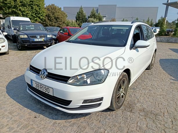 Volkswagen Golf · Ano 2013