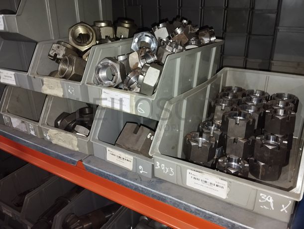 Máquinas, Equipamentos e Veículos