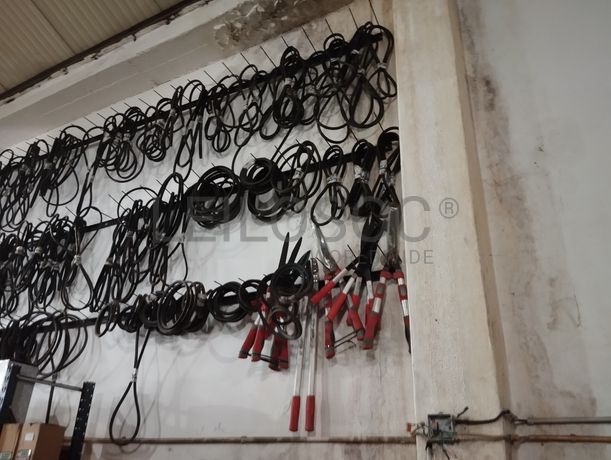 Máquinas, Equipamentos e Veículos