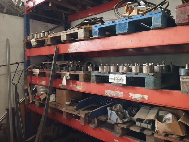 Máquinas, Equipamentos e Veículos