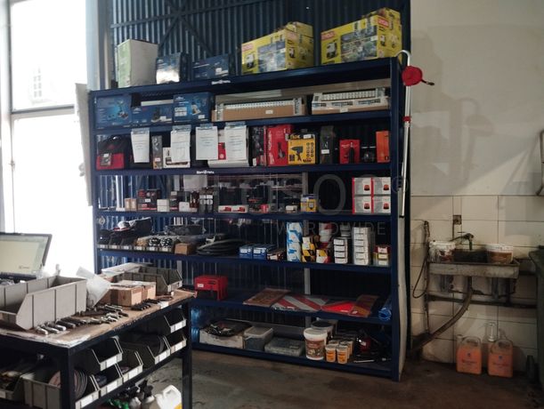 Máquinas, Equipamentos e Veículos