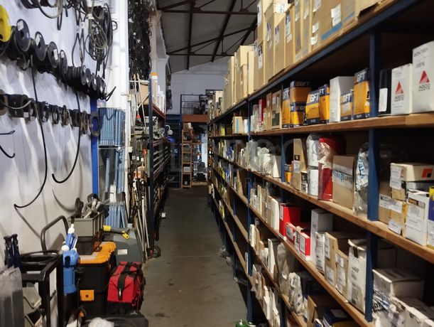Máquinas, Equipamentos e Veículos