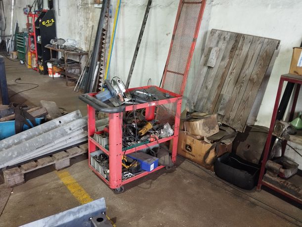 Máquinas, Equipamentos e Veículos