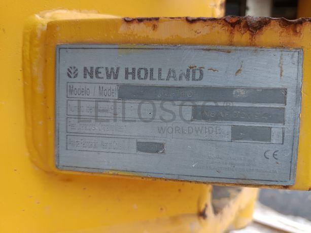 Motoniveladora New Holland · Ano 2013