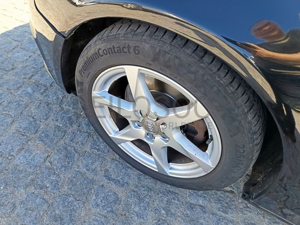Audi A4 2.0TDI · Ano 2008