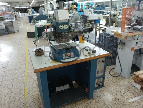 Equipamentos para a Indústria do Calçado