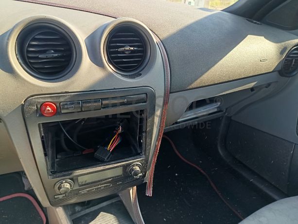 Seat Ibiza · Ano 2002