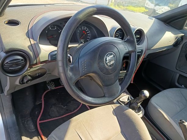 Seat Ibiza · Ano 2002