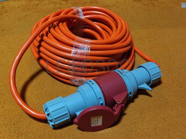 Fotografia de equipamento: Extensão de Cabo Elétrico