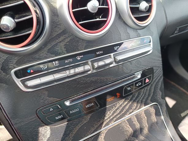 Mercedes-Benz C220 AMG · Ano 2017