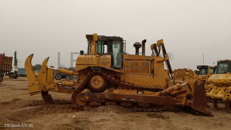 Trator de Rastos 40 T CATERPILLAR D8 R