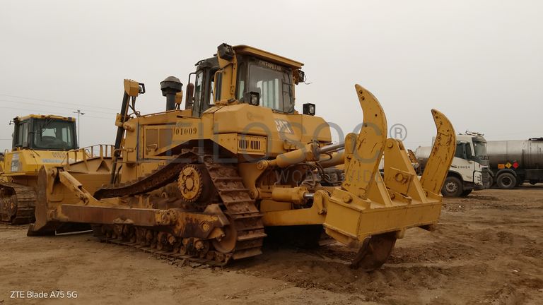 Trator de Rastos 40 T CATERPILLAR D8 R