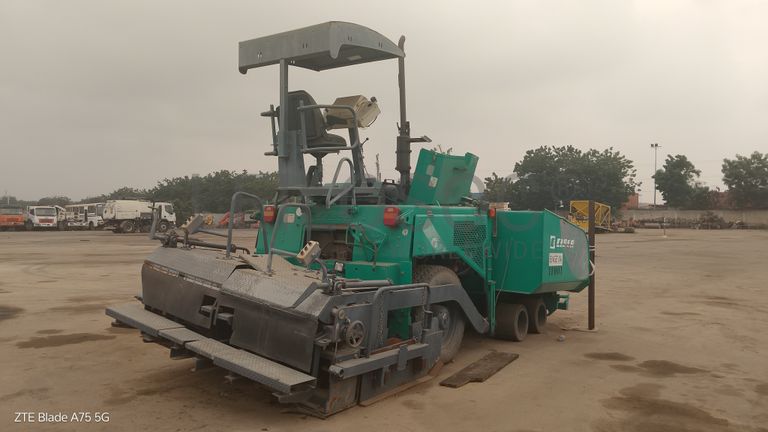 Pavimentadora Betuminoso de Rodas de 12 T CIBER AF 4500