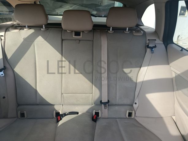 BMW 320d · Ano 2013