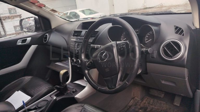 Mazda - 2015