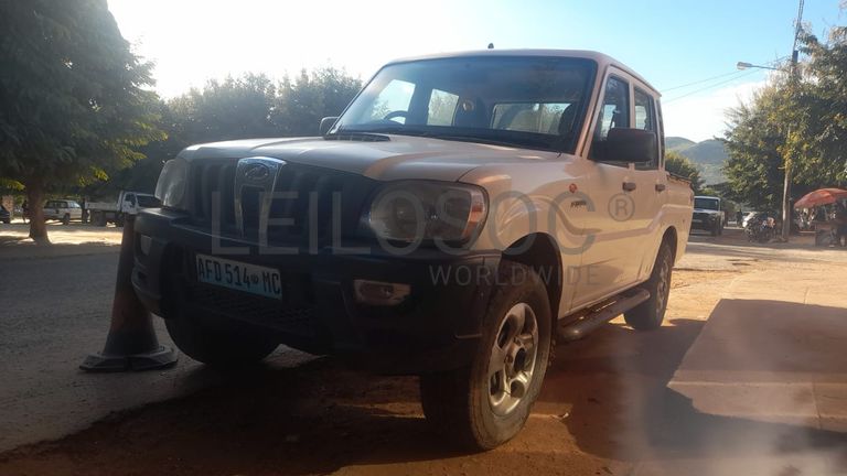 Mahindra Scorpio - 2015