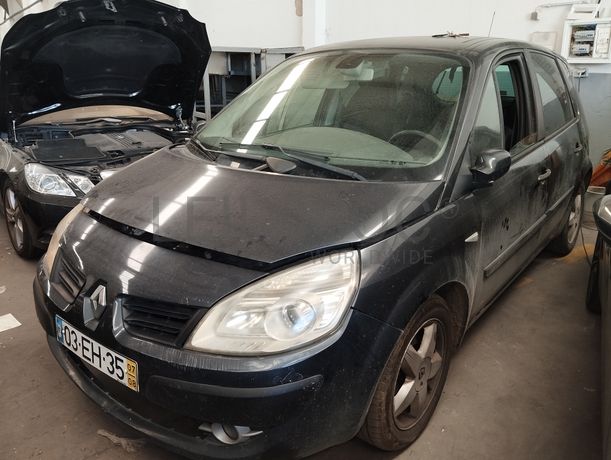 Fotografia de veículo: Renault Scenic 1.5 DCI · Ano 2007
