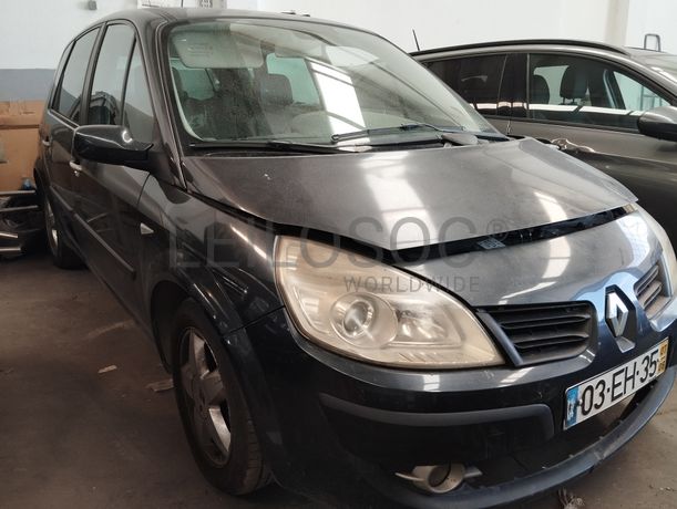 Fotografia 3 de 14: Renault Scenic 1.5 DCI · Ano 2007