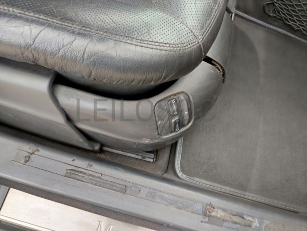 Mercedes-Benz S 320 CDI · Ano 2000