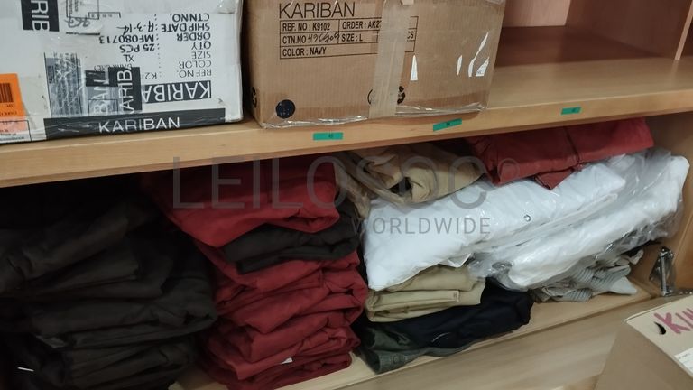 Stock de Vestuário e Calçado