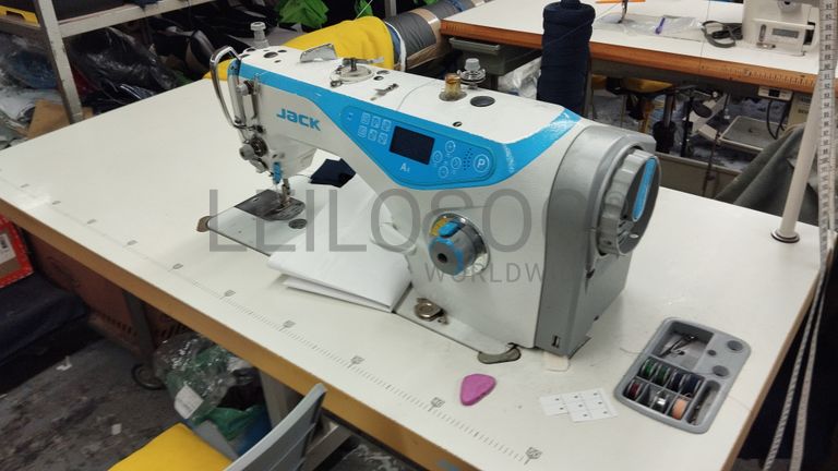 Fotografia de equipamento: Máquina de Ponto Corrido