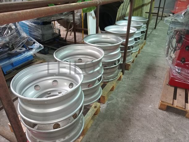 Máquinas de desmontar e equilibrar · Cintas · Stock