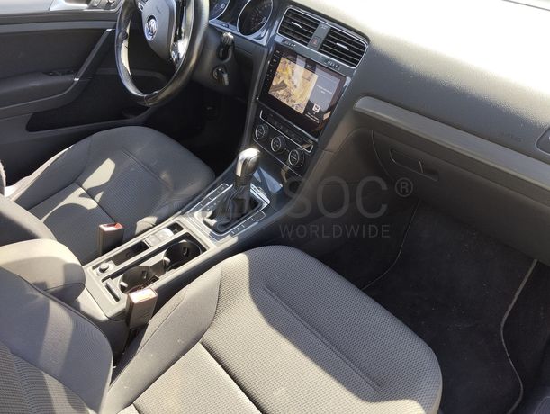 Volkswagen Golf · Ano 2020
