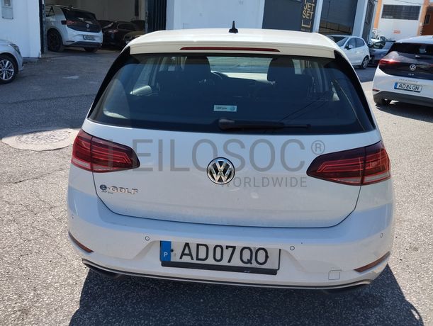 Volkswagen Golf · Ano 2020
