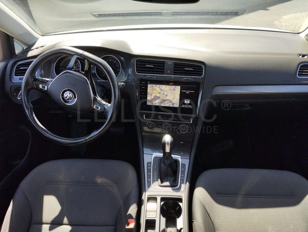 Volkswagen Golf · Ano 2020