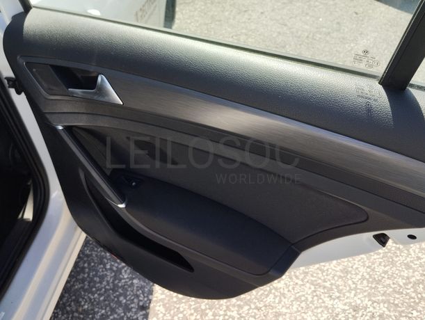 Volkswagen Golf · Ano 2020
