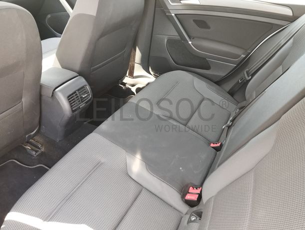 Volkswagen Golf · Ano 2020