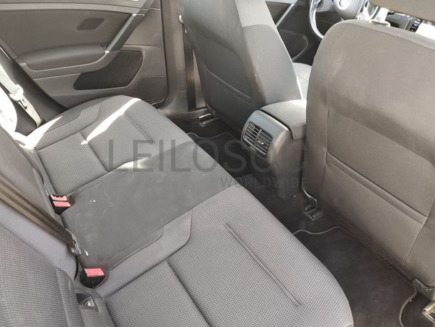 Volkswagen Golf · Ano 2020