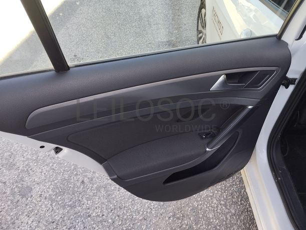Volkswagen Golf · Ano 2020