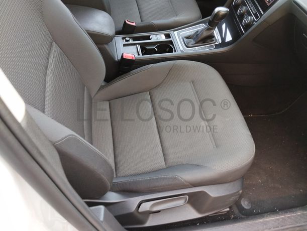 Volkswagen Golf · Ano 2020