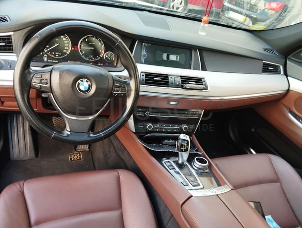 BMW 530d GT 3.0 · Ano 2009