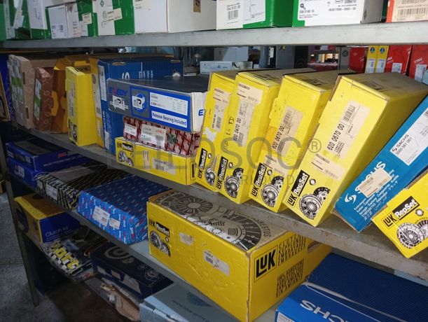 Equipamentos para a Indústria Automóvel · Escritório