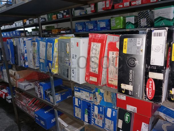Equipamentos para a Indústria Automóvel · Escritório