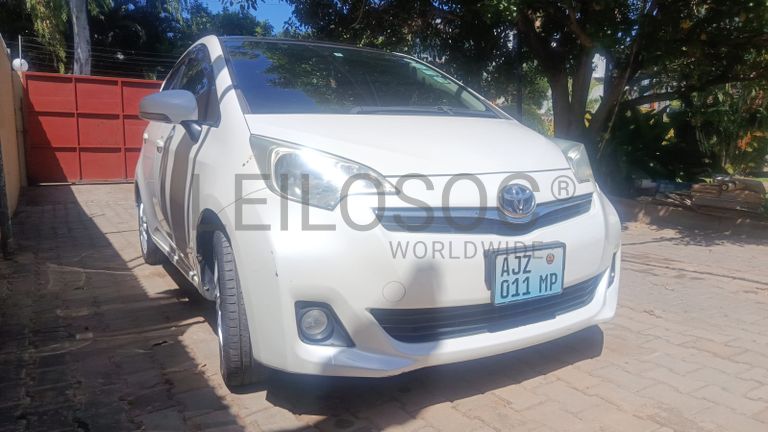 Toyota Ractis_2,55m - 2011