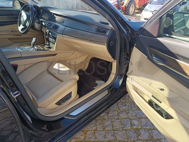 BMW 740 d · Ano 2010
